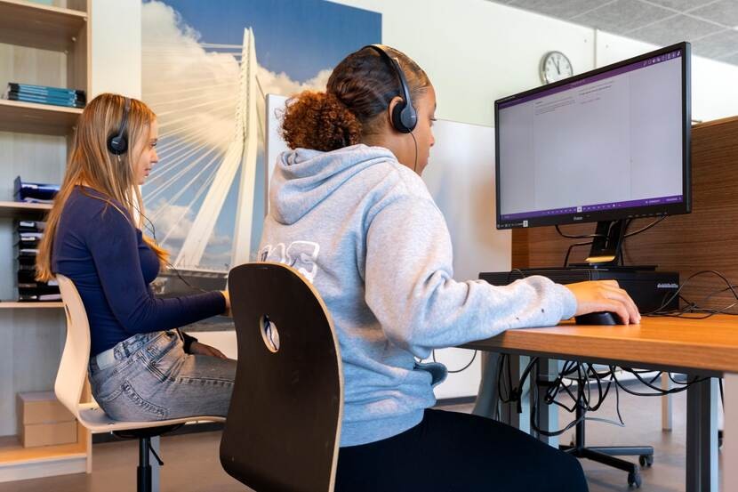 Afb. Digitalisering Centrale Examens_2