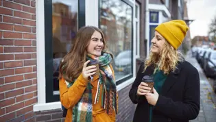 CitoLab - twee studenten met koffie to go CitoLab - twee studenten met koffie to go