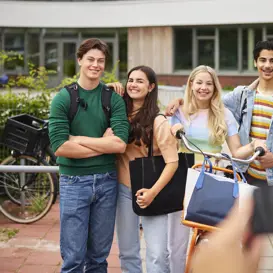 Leerlingen buiten school Leerlingen buiten school