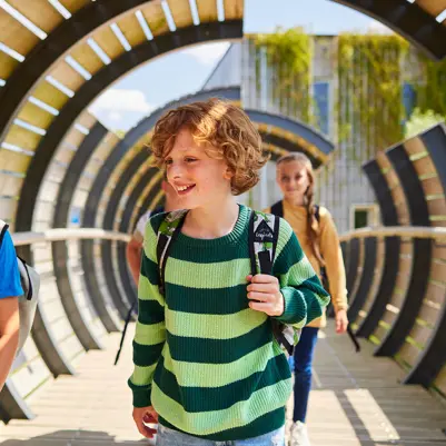 Leerlingen buiten school Leerlingen buiten school