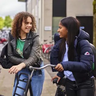 Studenten buiten school Studenten buiten school