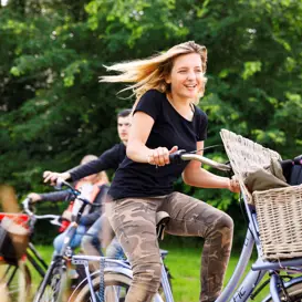 Leerling voortgezet onderwijs op de fiets Leerling voortgezet onderwijs op de fiets