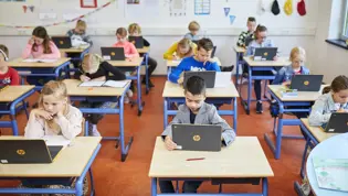 Leerlingen primair onderwijs in de klas Leerlingen primair onderwijs in de klas