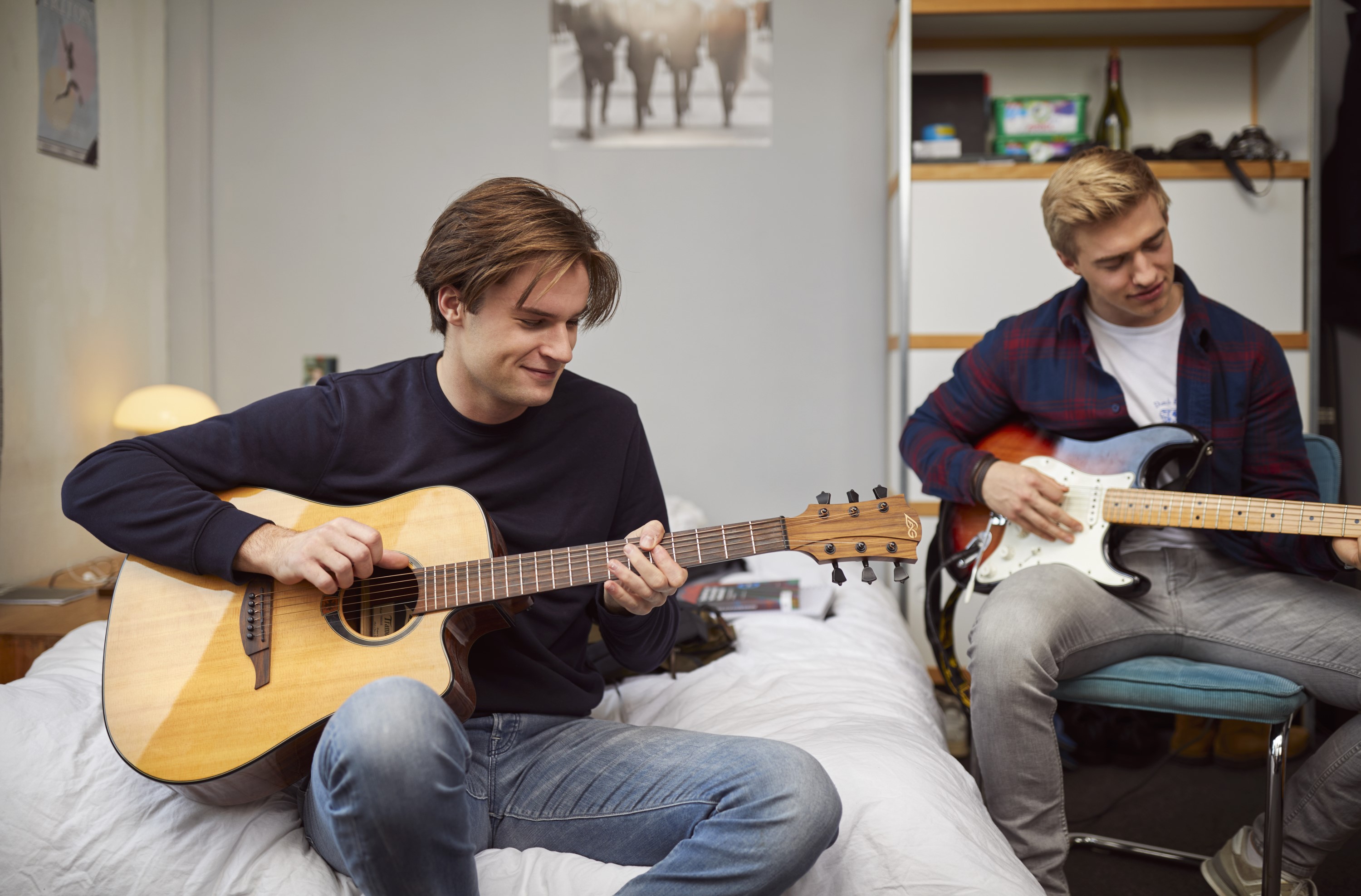 CitoLab - twee studenten met gitaar