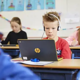 Leerlingen primair onderwijs in de klas Leerlingen primair onderwijs in de klas